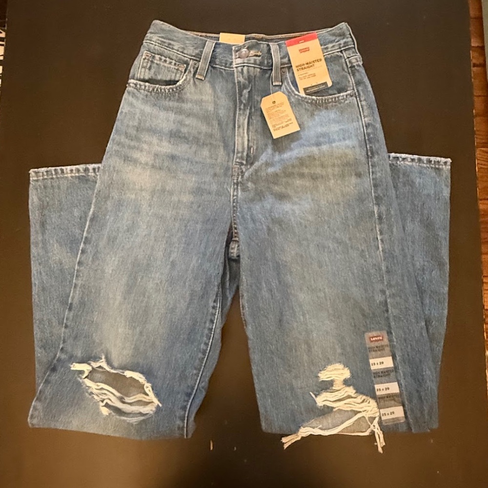 Levi’s Women’s High-Waisted Straight Jeans 25x29 – NWT
